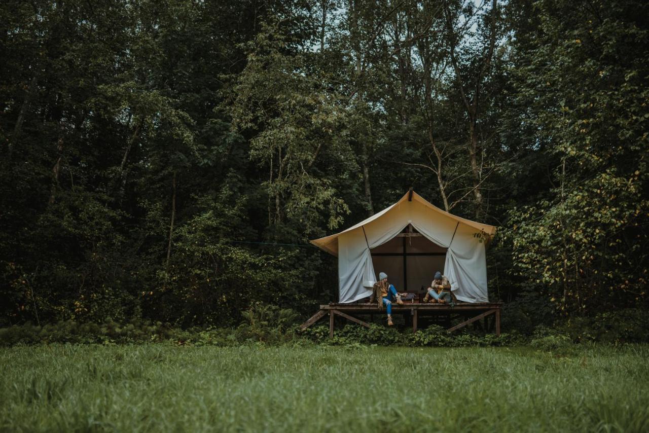 Glempings Klaukas Hotell Sigulda Exteriör bild