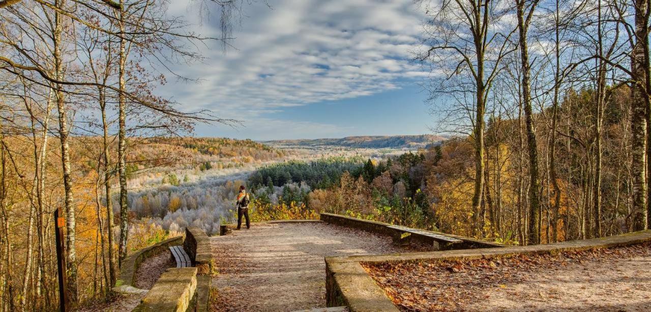 Glempings Klaukas Hotell Sigulda Exteriör bild